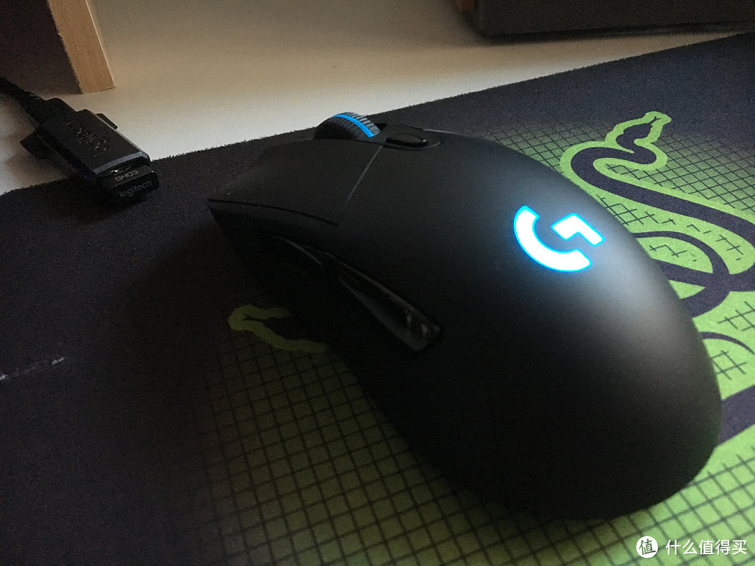 Logitech 罗技 G403 无线鼠标 开箱