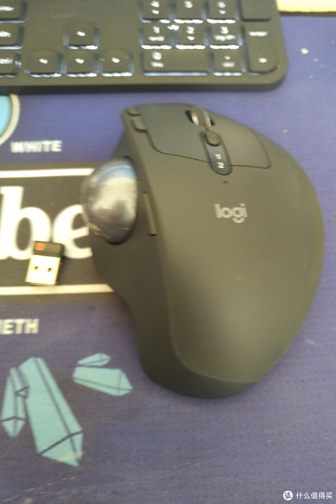 Logitech 罗技 MX Ergo 多设备链接轨迹球鼠标 开箱