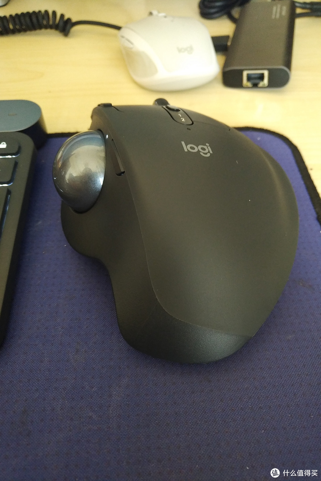 Logitech 罗技 MX Ergo 多设备链接轨迹球鼠标 开箱