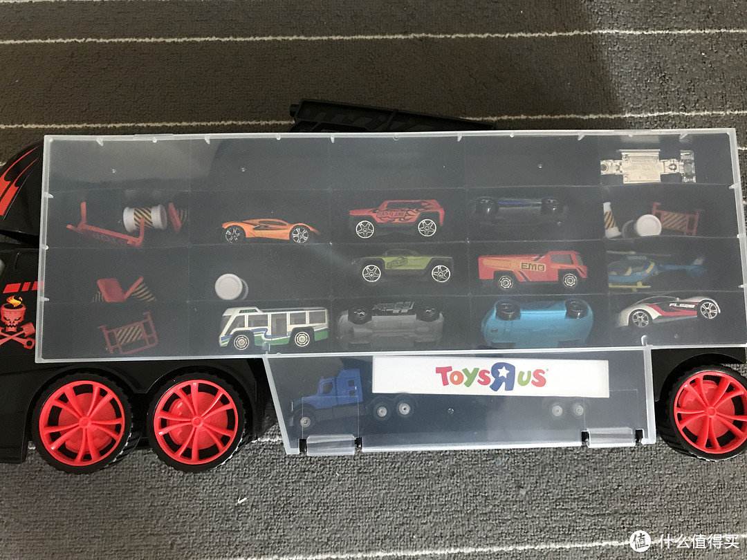 儿子的第N件玩具—Fast Lane 大货柜车 开箱