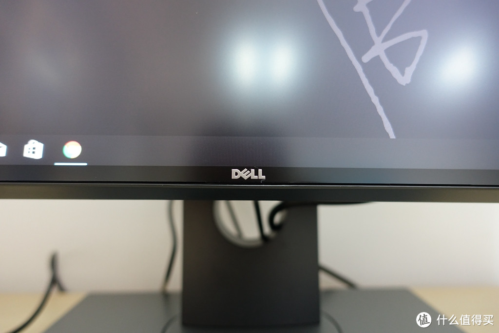 DELL 戴尔 U2717D 显示器开箱，顺便晒个办公桌吧