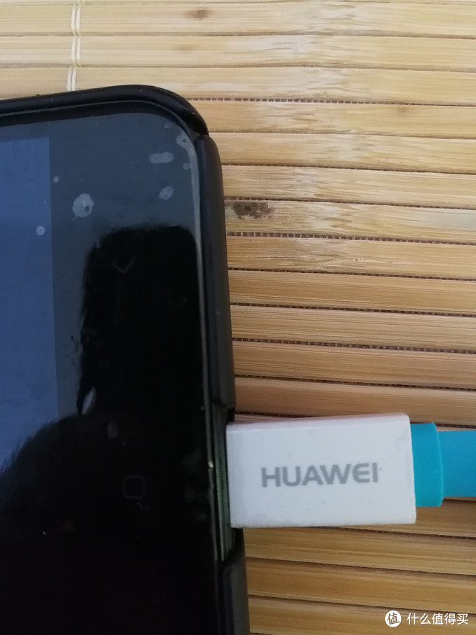 日常薅羊毛—张大妈推送：HUAWEI 华为 荣耀多彩数据线 开箱