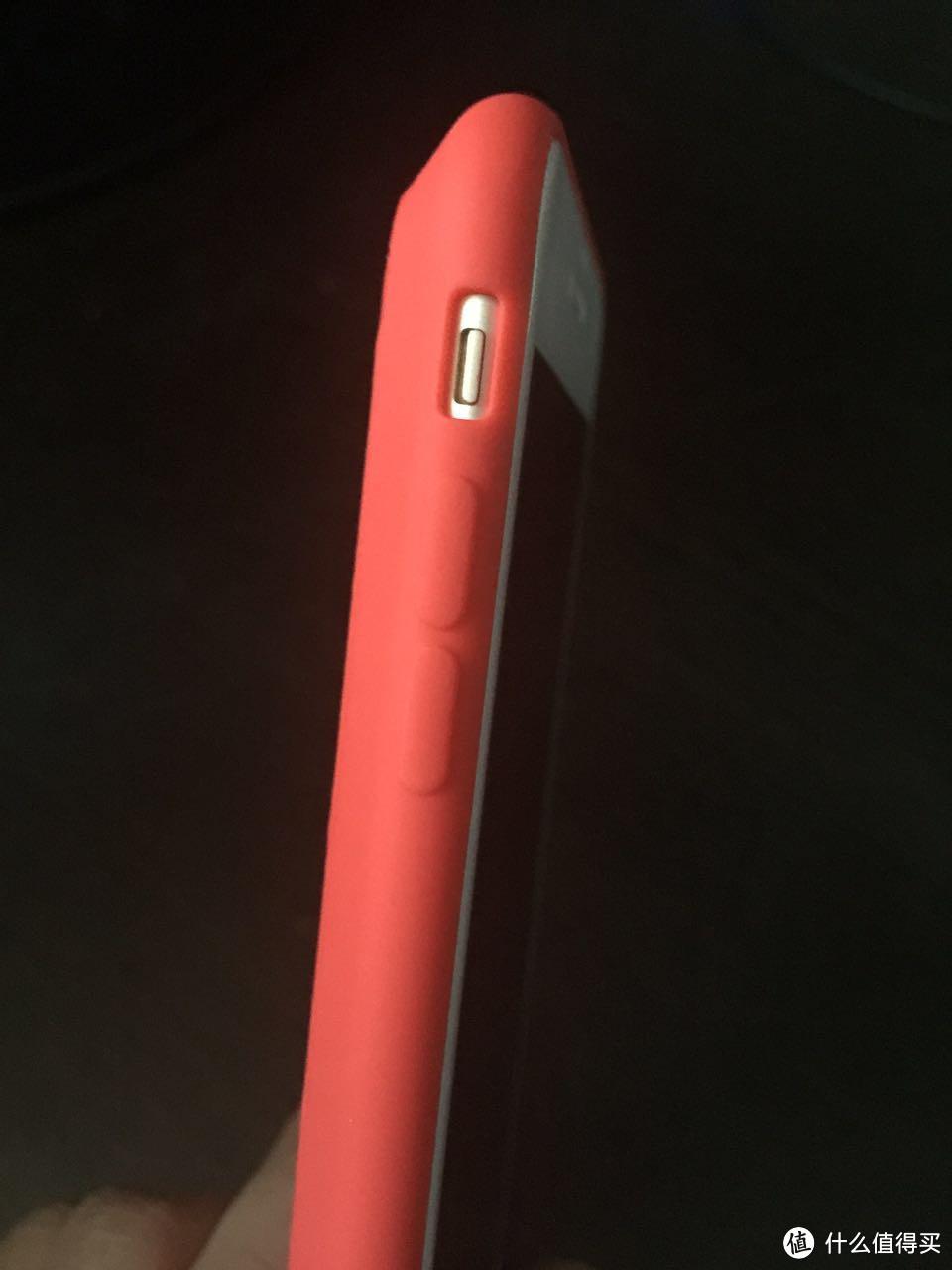 iPhone 6P老机满血复活 再战2年：ROCK P2背夹移动电源 2800mah