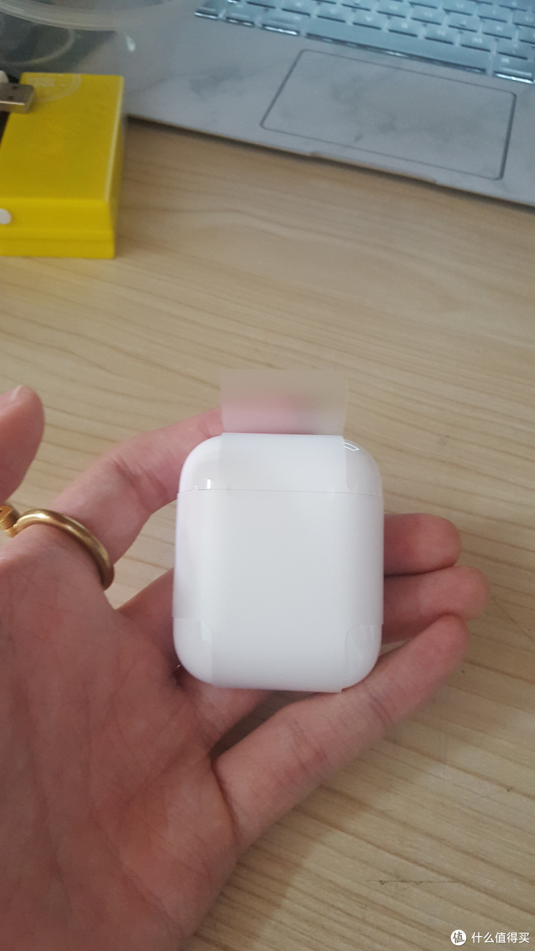 Apple 苹果 AirPods 无线耳机 开箱