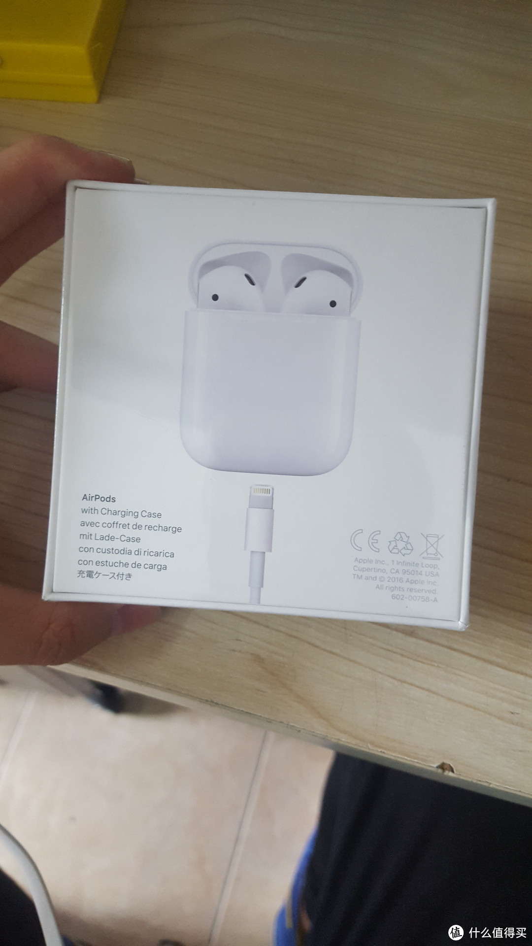 Apple 苹果 AirPods 无线耳机 开箱