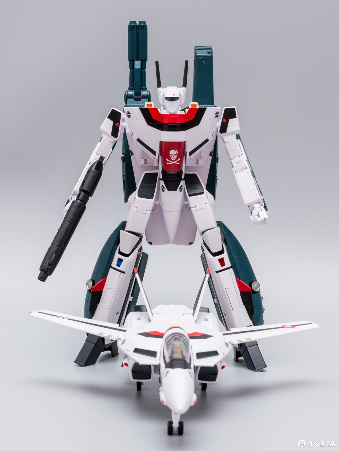 收藏的乐趣 篇十七:最初的感动,35年的辉煌—macross vf-1s 一条辉机