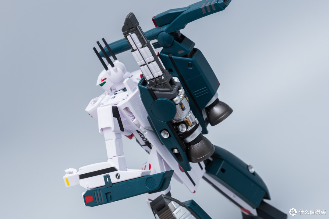 最初的感动、35年的辉煌—Macross VF-1S 一条辉机