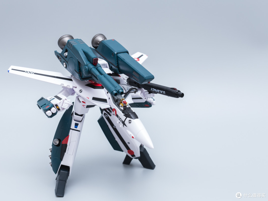最初的感动、35年的辉煌—Macross VF-1S 一条辉机