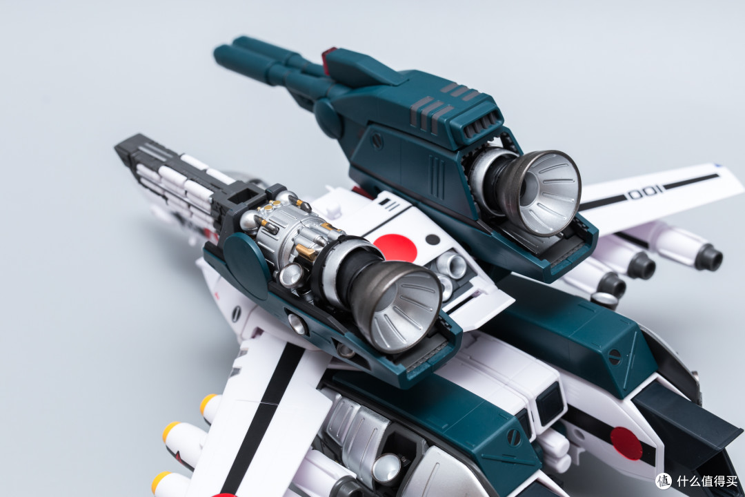 最初的感动、35年的辉煌—Macross VF-1S 一条辉机
