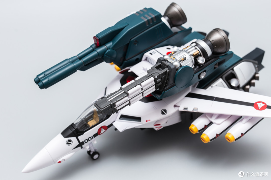 最初的感动、35年的辉煌—Macross VF-1S 一条辉机