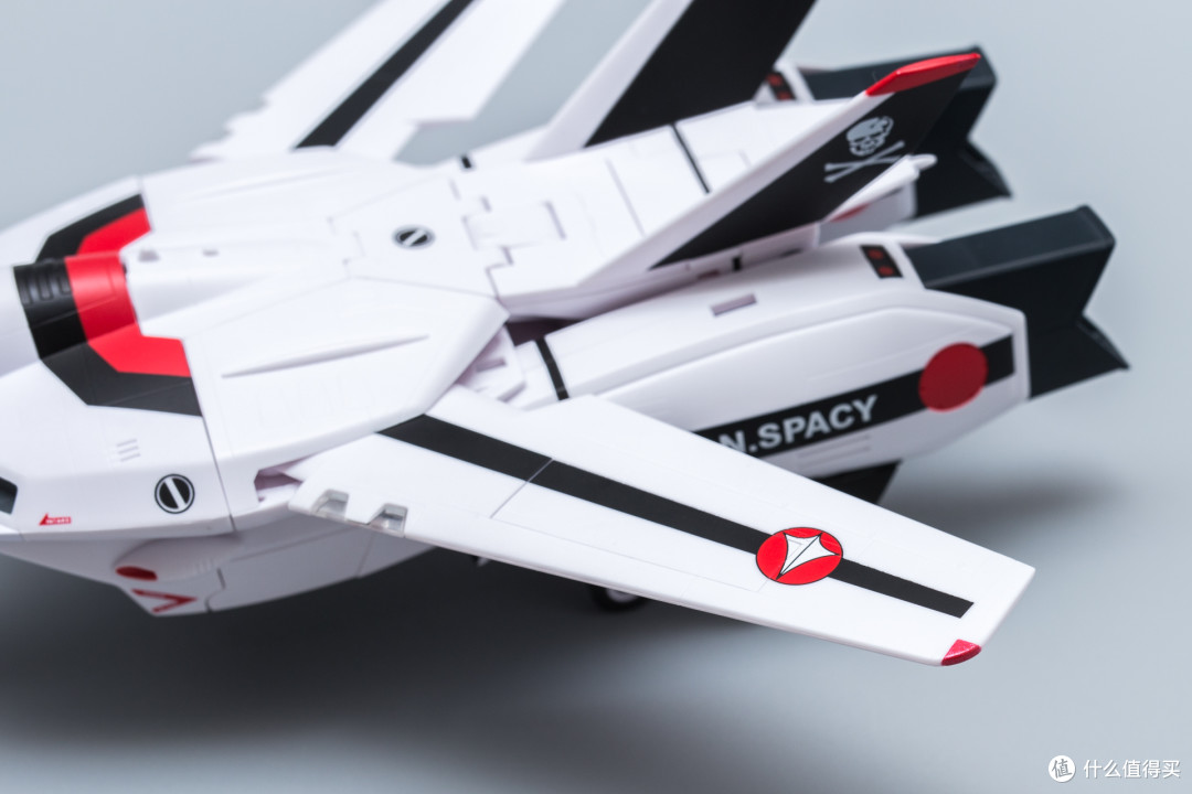 最初的感动、35年的辉煌—Macross VF-1S 一条辉机