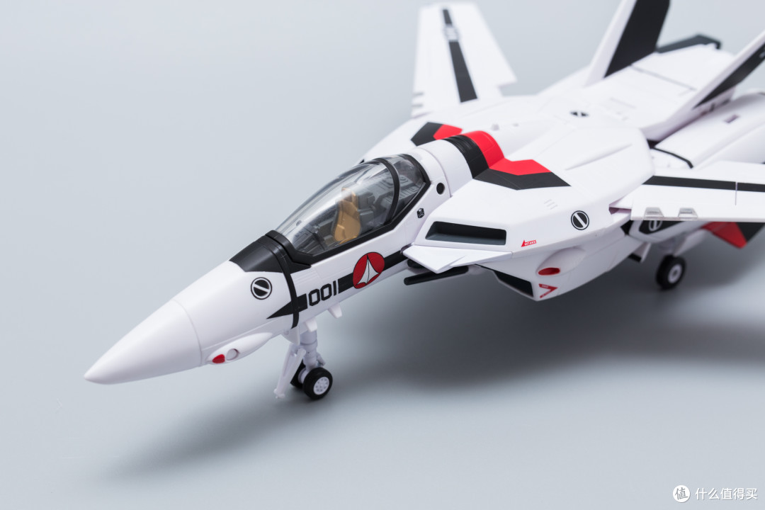 最初的感动、35年的辉煌—Macross VF-1S 一条辉机