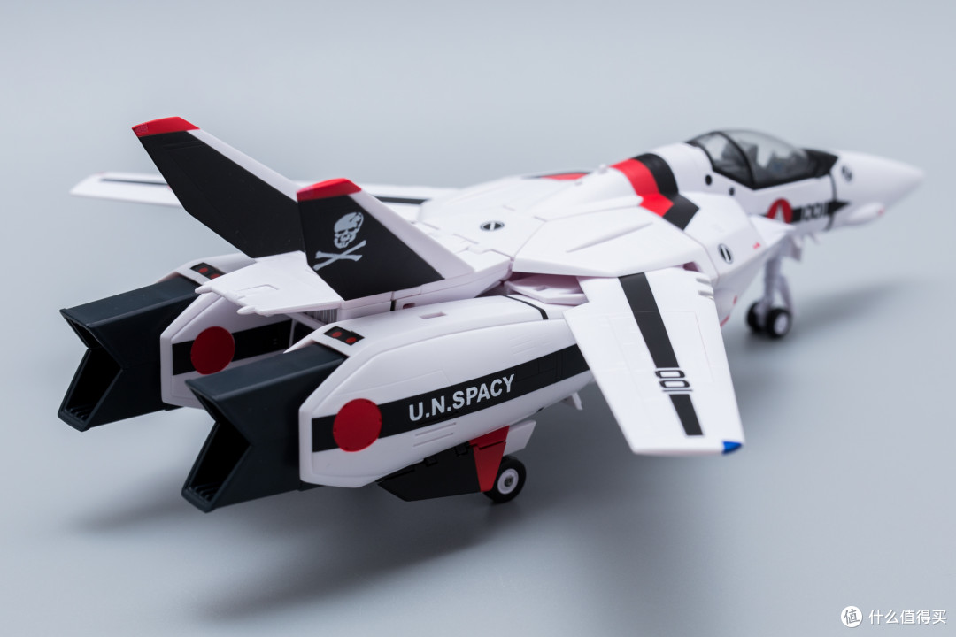 最初的感动、35年的辉煌—Macross VF-1S 一条辉机