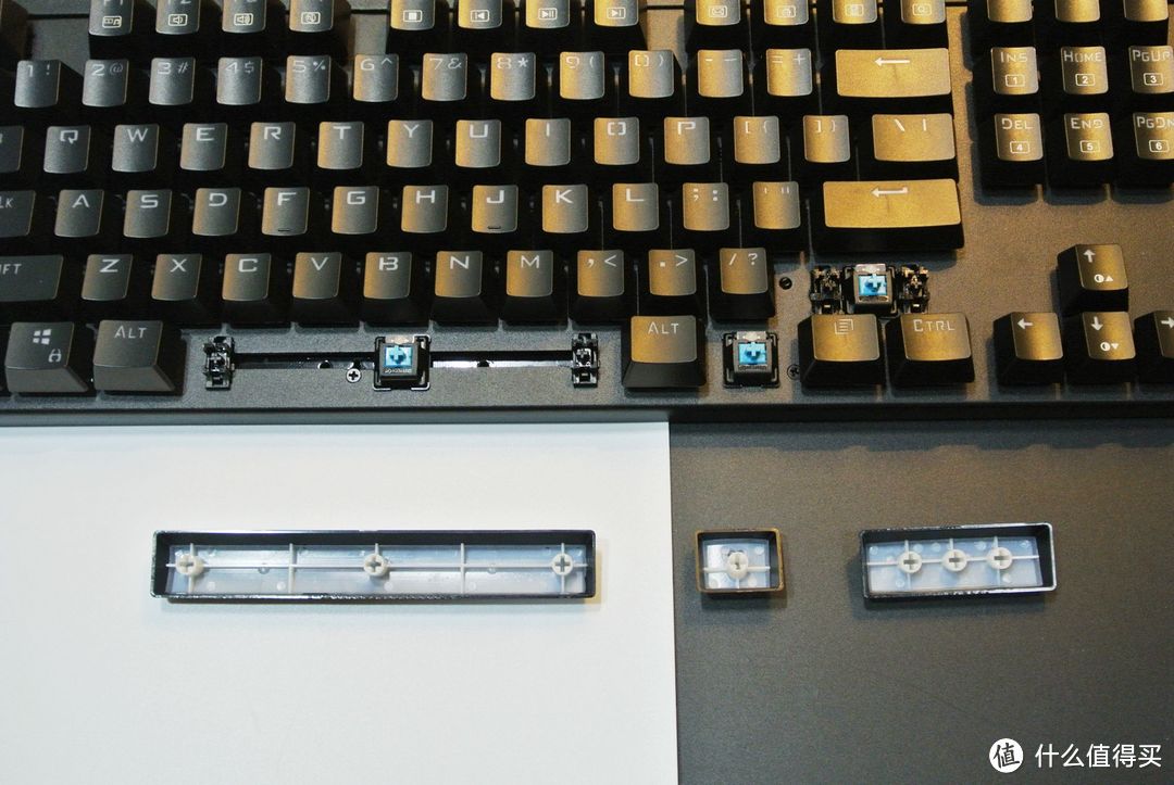 #本站首晒#花式玩灯— 联想 MK300 青轴 机械键盘