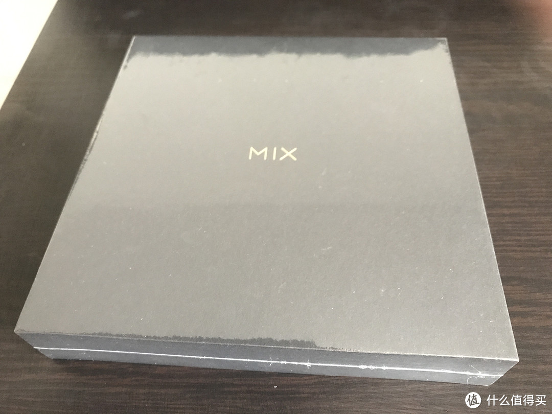 小米 MIX2 的炒鸡速开箱，及与 小米 MIX 对比