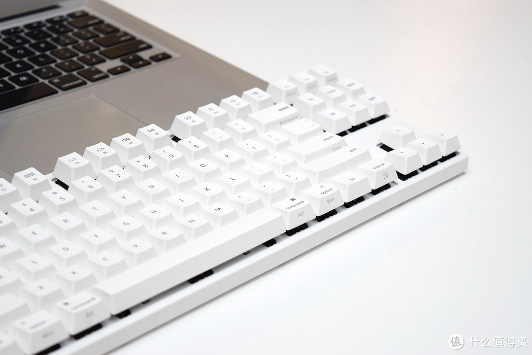 遇上MACBOOK：varmilo 阿米洛 VA87MAC 机械键盘 轻体验