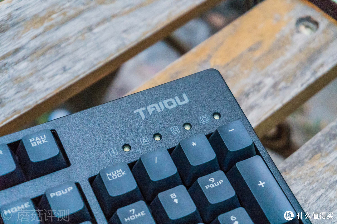 唯有顺畅、再无其他——钛度 TKM320 茶轴机械键盘 开箱评测