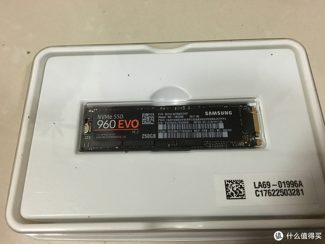 SSD，M2接口的迷你很多