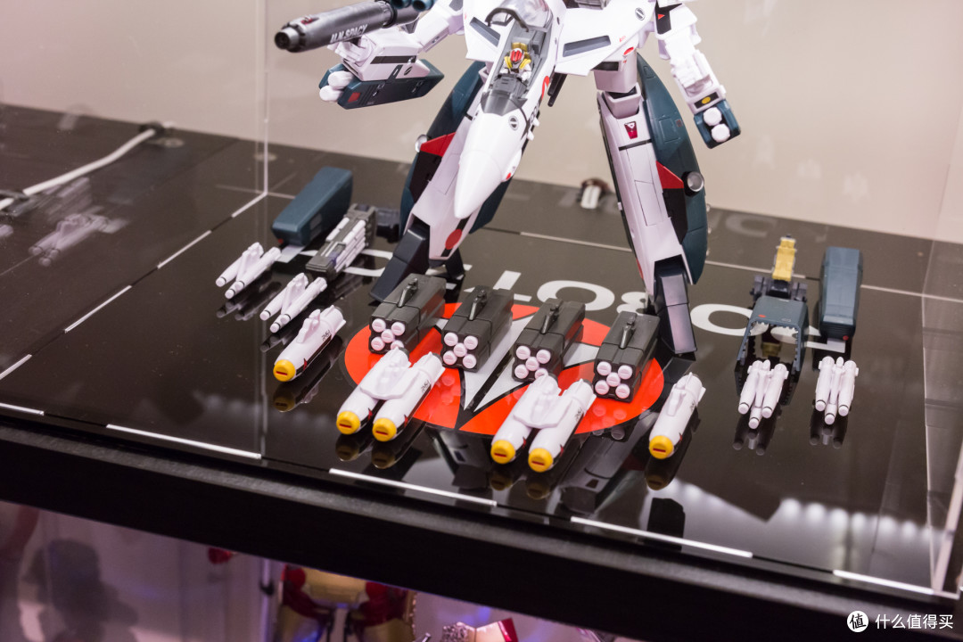 最初的感动、35年的辉煌—Macross VF-1S 一条辉机