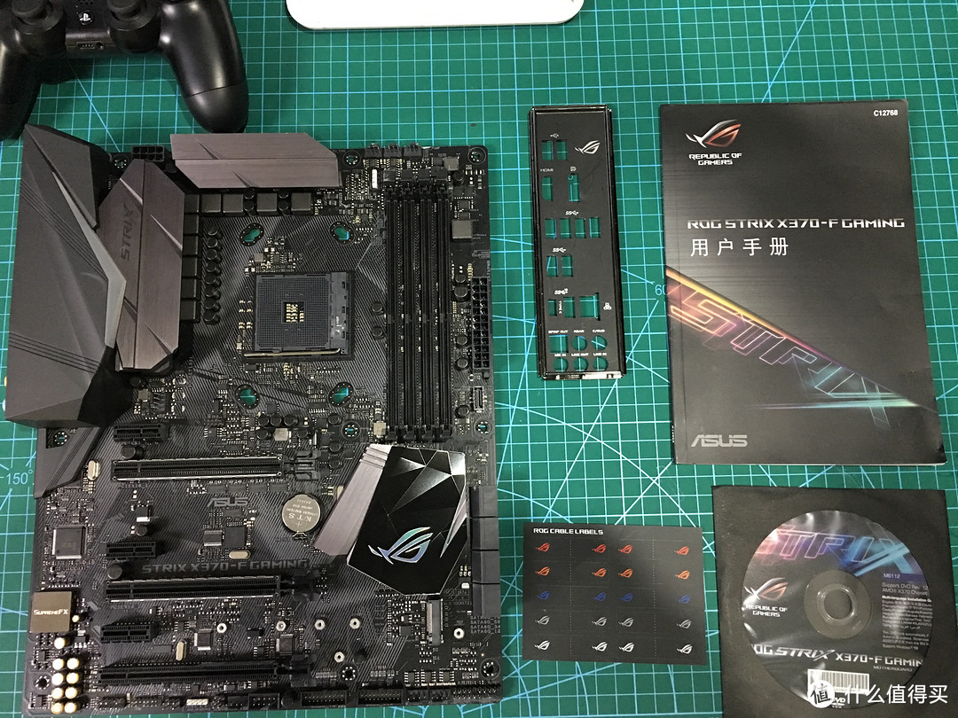 【这是装机】 灯大灯亮灯会闪！Ryzen 锐龙 1700X+1080Ti搭配国产 战争磨坊 分体水冷 RGB光污染 上机评测