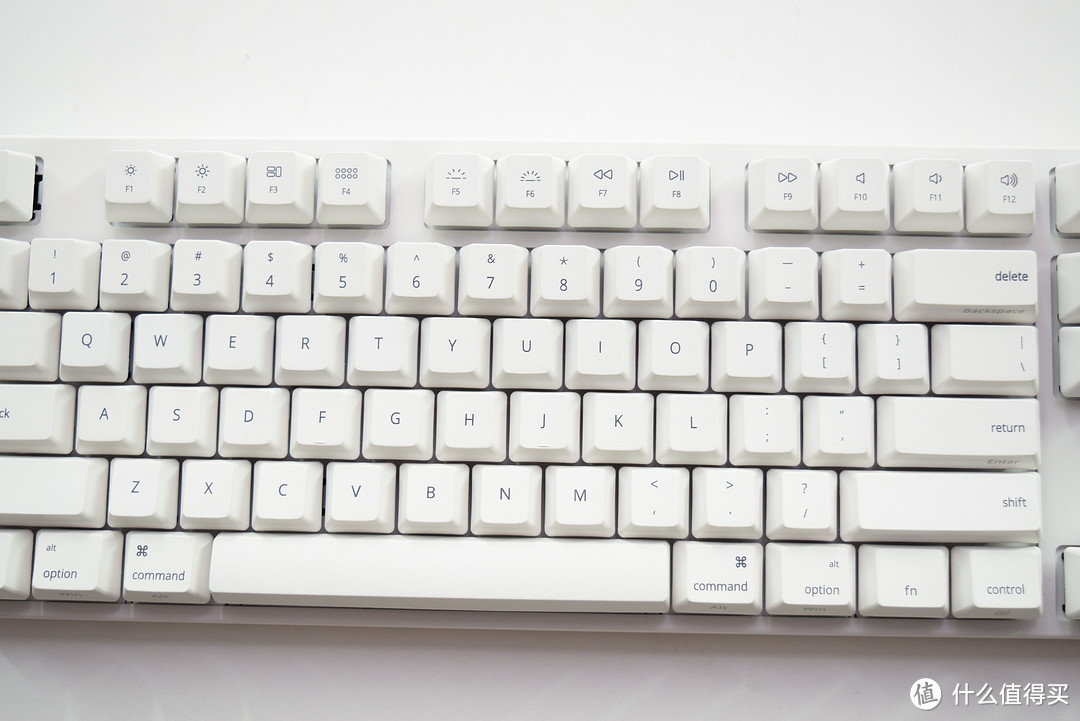 遇上MACBOOK：varmilo 阿米洛 VA87MAC 机械键盘 轻体验