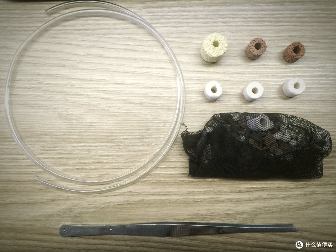 办公室经济水草缸怎么布置 如何制作办公室草缸 什么值得买