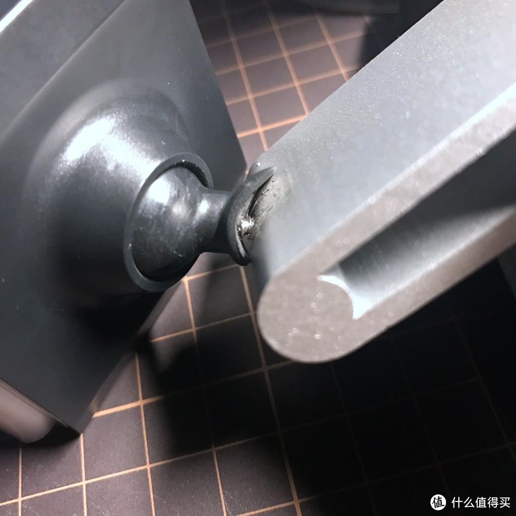 工具箱里必备的“橡皮泥”—Sugru 塑形修复硅胶 实战体验分享