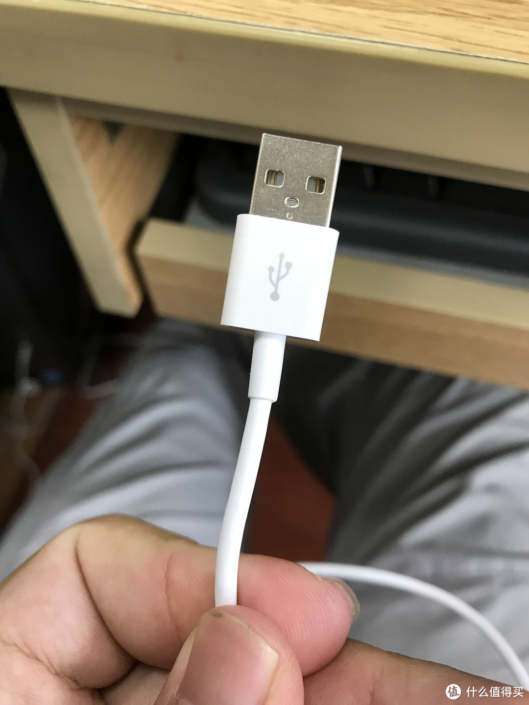 MINISO 名创优品 Apple Lighting数据充电线2.1A（白色） 开箱晒单