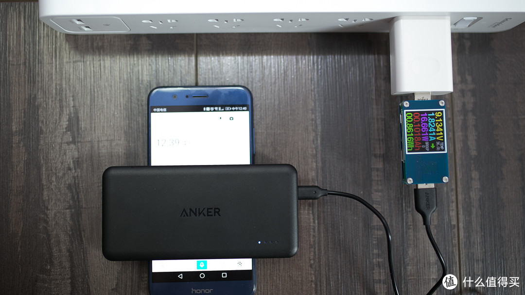 性能不错颜值高—anker PowerCore II slim 枪炮玫瑰 移动电源 简评