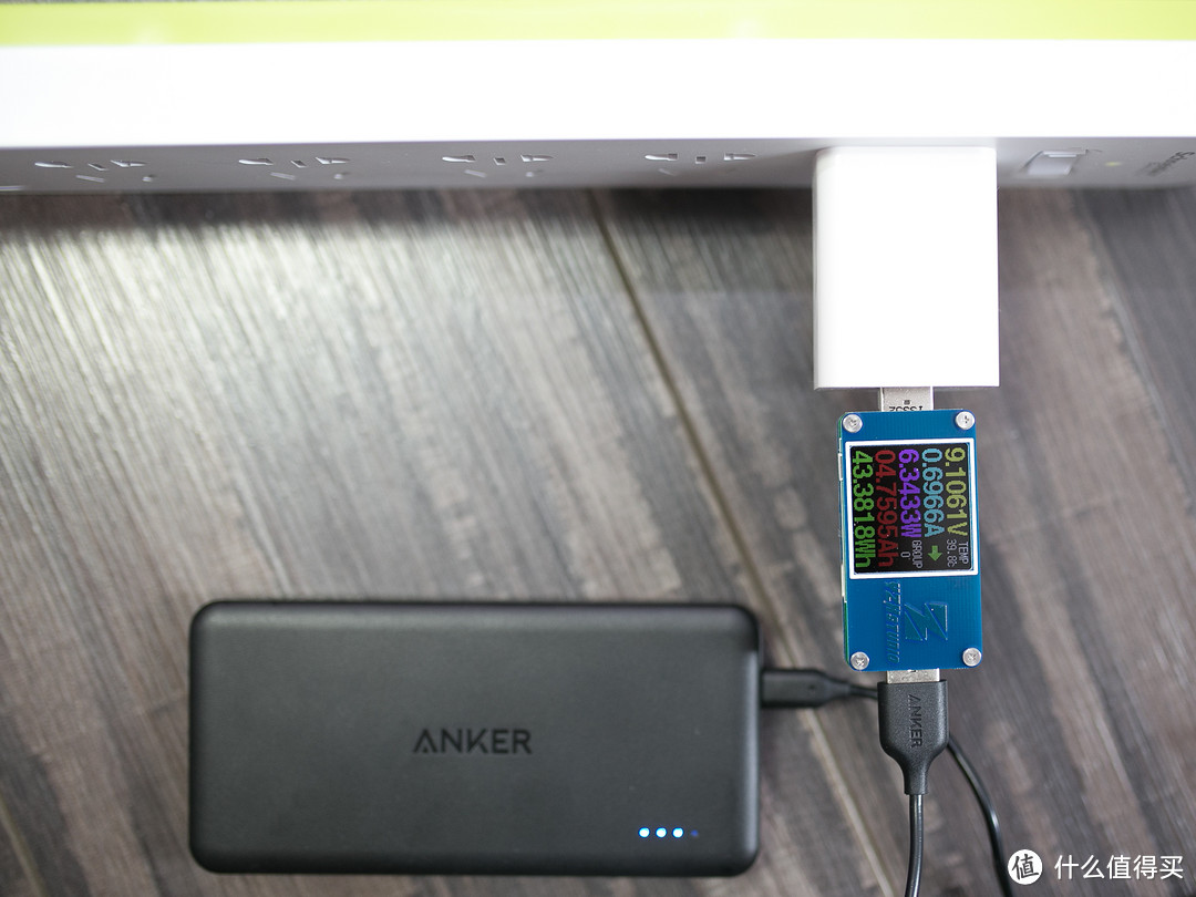 性能不错颜值高—anker PowerCore II slim 枪炮玫瑰 移动电源 简评