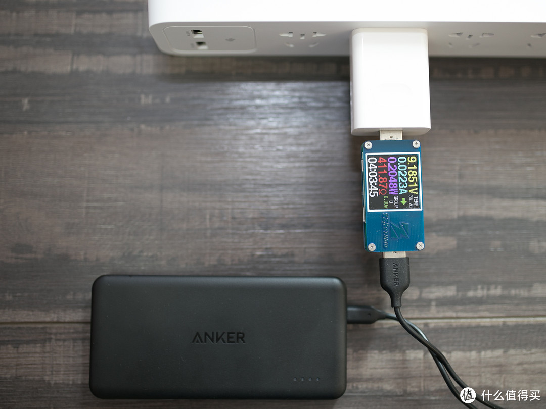 性能不错颜值高—anker PowerCore II slim 枪炮玫瑰 移动电源 简评