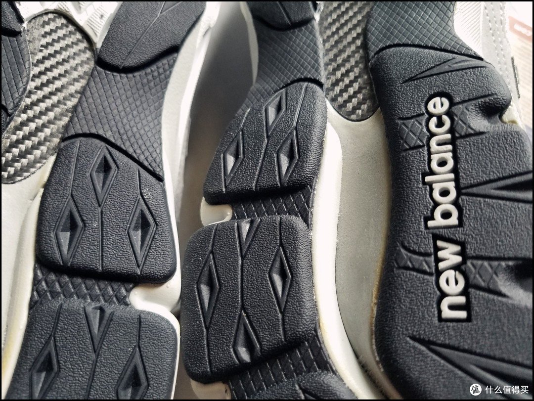 Joe's NB Outlet购入NewBalance 新百伦 990V3 运动鞋 返厂版