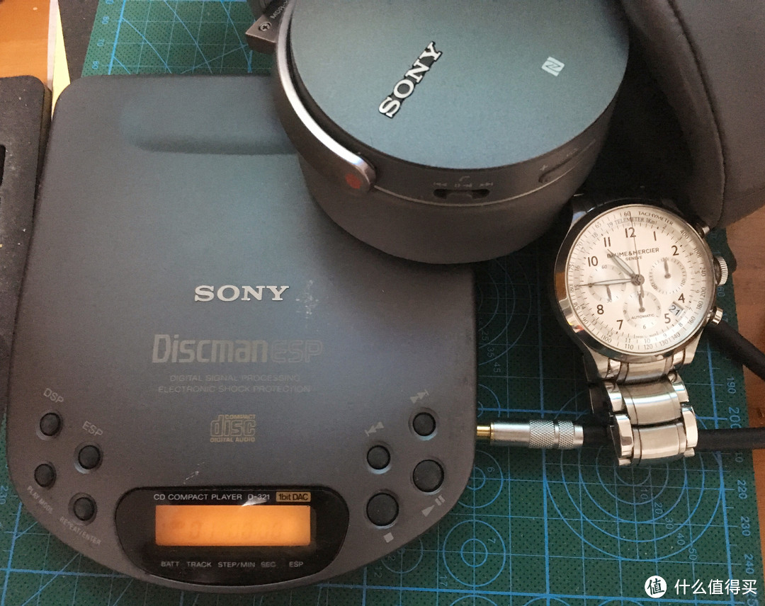 上世纪的回响—记SONY 索尼 discman D321 CD机