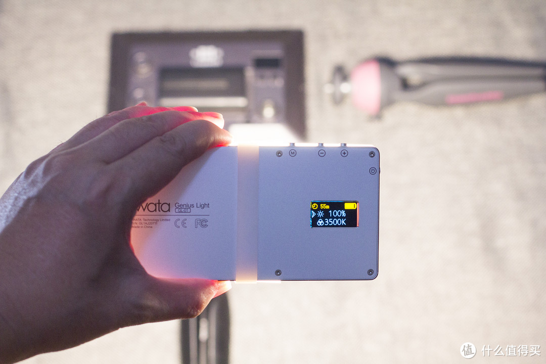 Iwata LED GL-01 便携摄影摄像补光灯