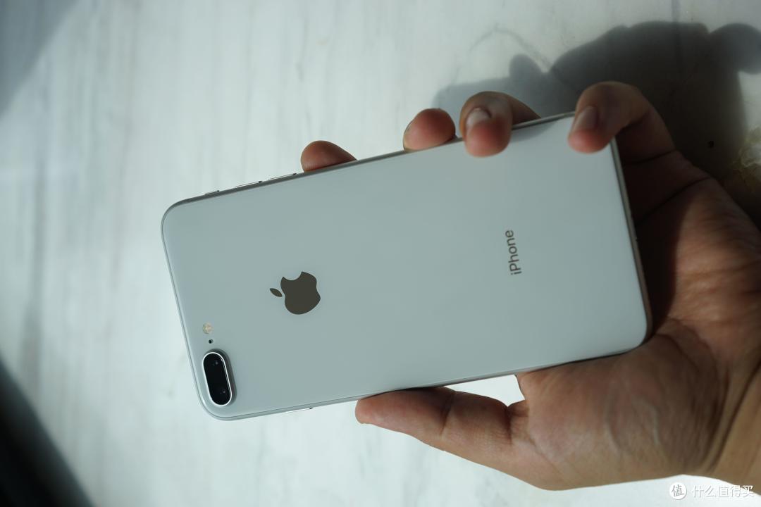 廉颇老矣 尚能饭否 — iPhone 8 Plus 256G 银色 开箱简评