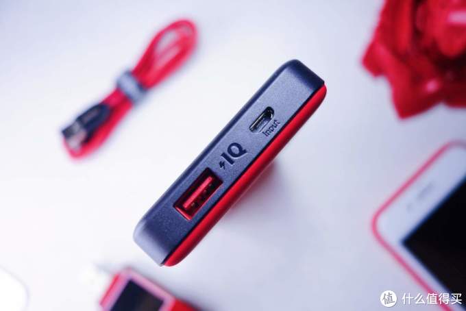 红红火火恍恍惚惚的充电宝—Anker 安克 枪炮玫瑰移动电源 使用测评