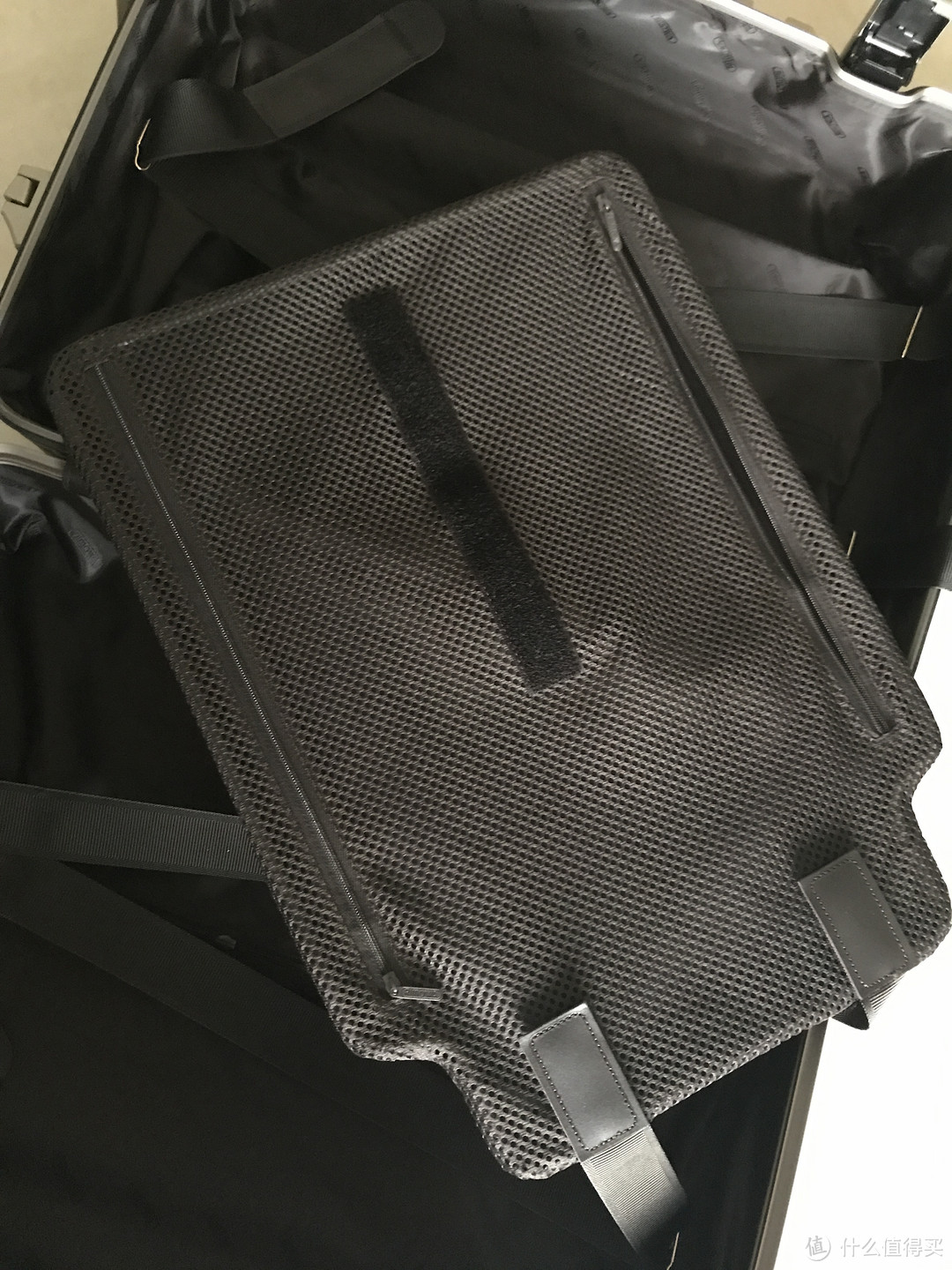 Rimowa 日默瓦 Topas Titanium 20寸登机箱 开箱