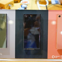 索尼 Xperia XZ Premium 智能手机使用感受(系统|颜色|续航)