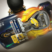 吉列 锋隐致护 手动剃须刀外观展示(刀头|刀架|材质|刀片)