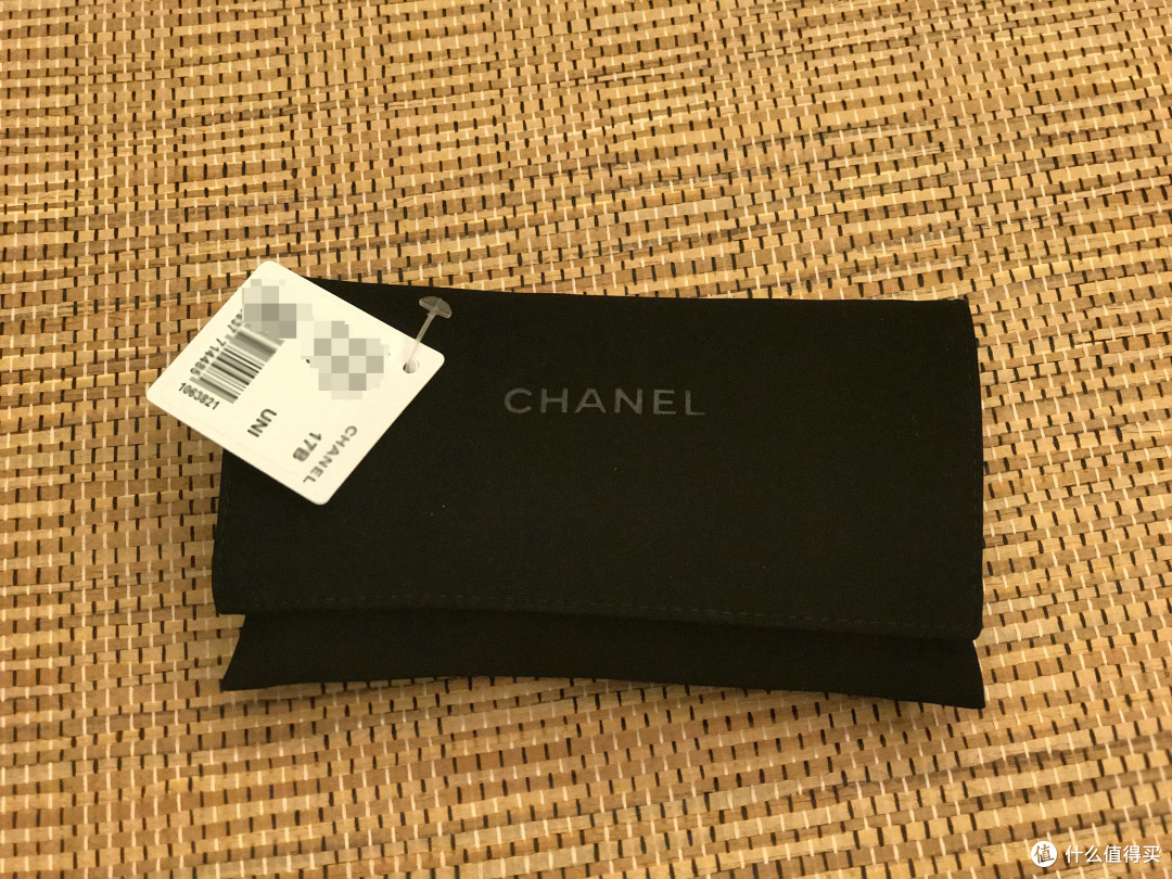 #本站首晒#入手 Chanel 香奈儿 Boy Chanel 羊皮金扣菱格纹卡包