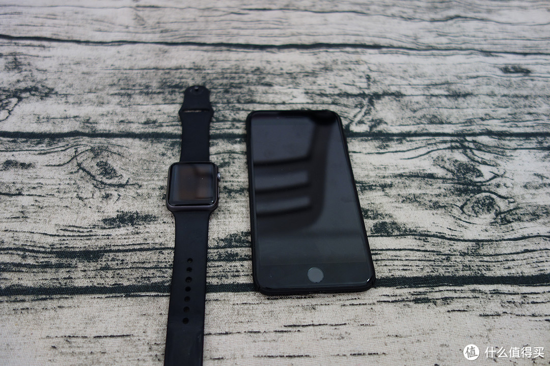 第一代Apple Watch + iPhone 7 Plus