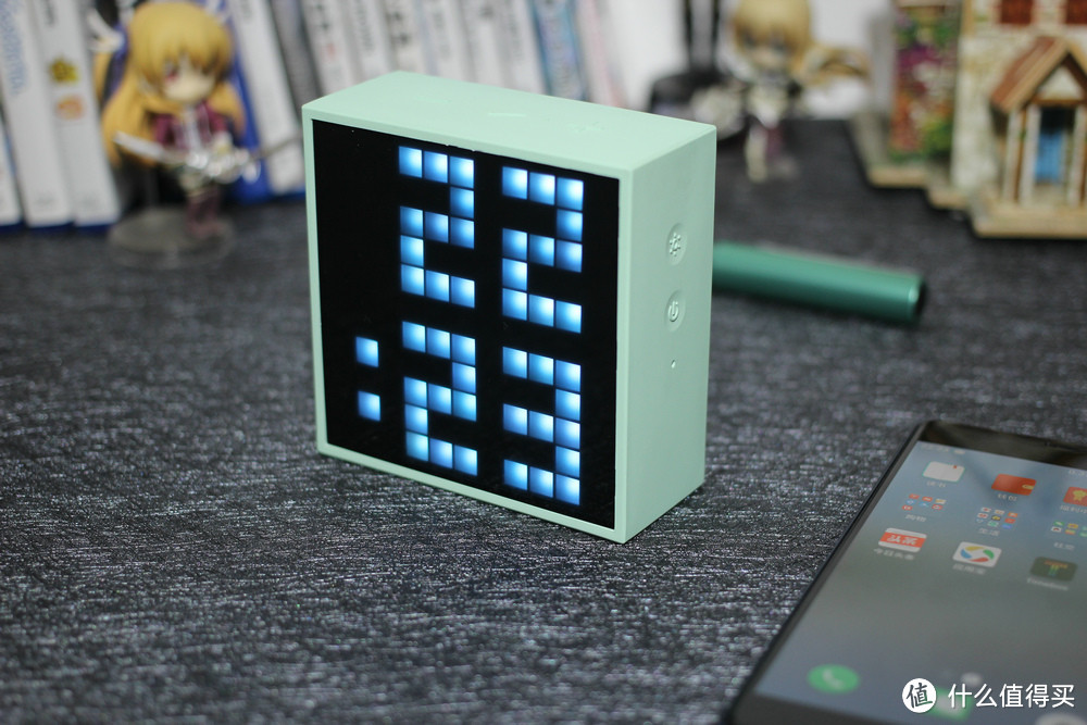 忍不住拆开玩了把 Divoom Timebox Mini像素蓝牙小音箱体验