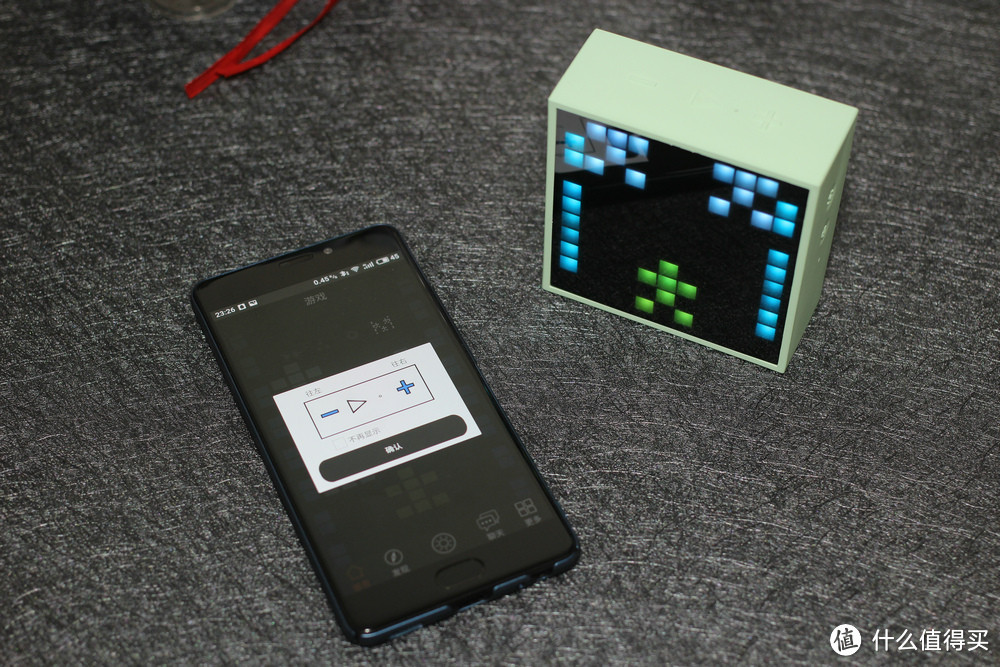 忍不住拆开玩了把 Divoom Timebox Mini像素蓝牙小音箱体验