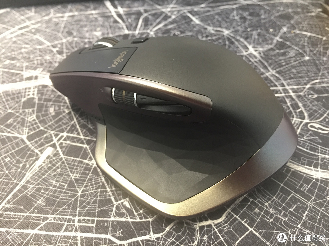 适合自己的才是最好的—Logitech 罗技 MX MASTER 鼠标 开箱