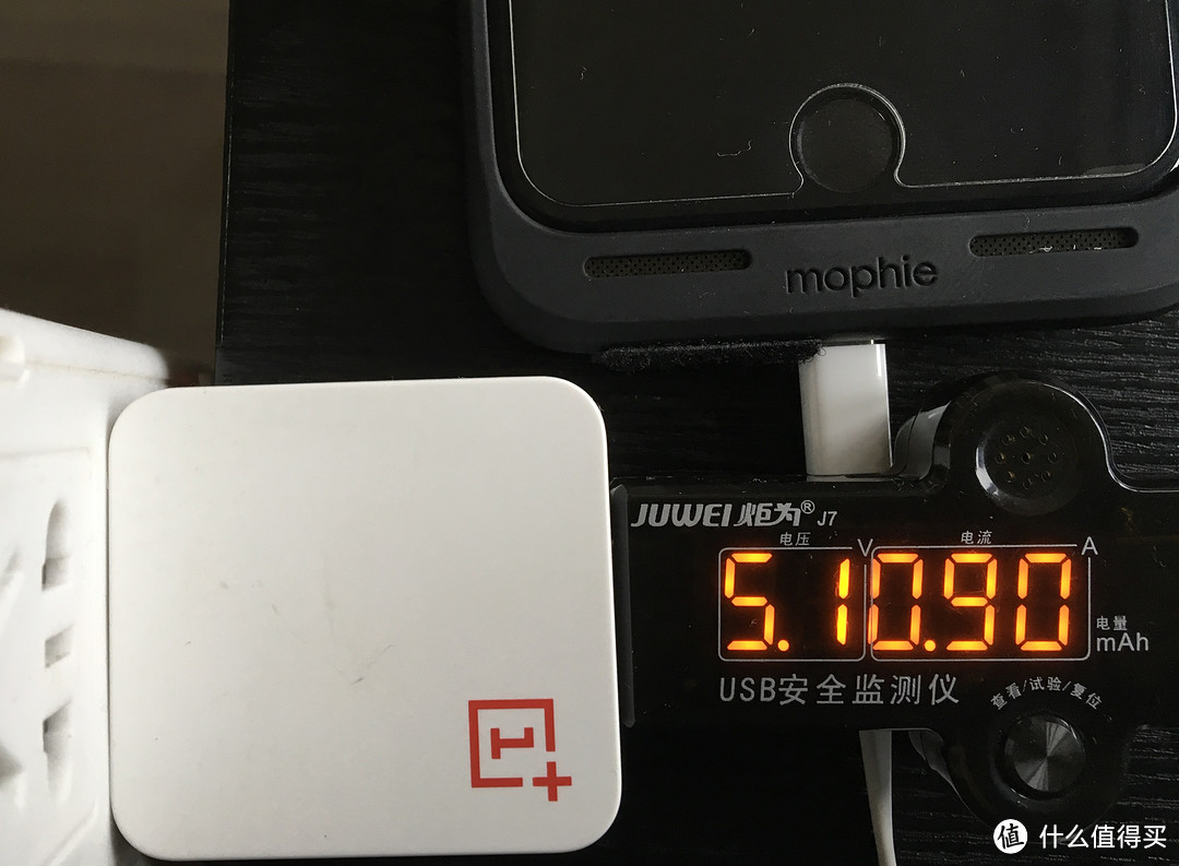 IP8最吸引我的地方，它帮我解决了—Apple 苹果 Mophie  背夹电池充电宝 使用评测
