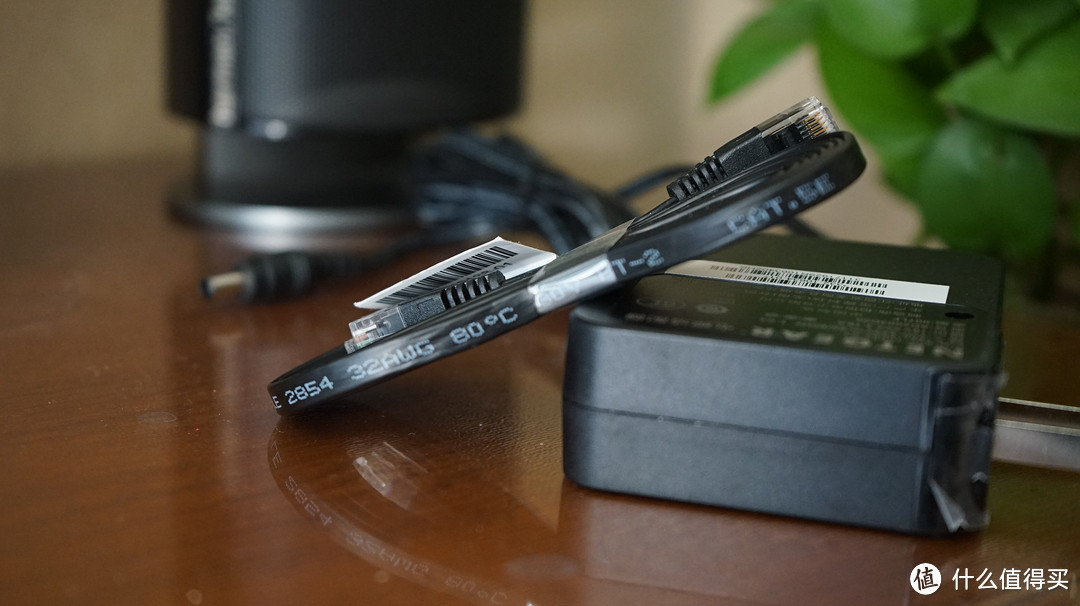 家庭高端路由的选择——Netgear网件X6S夜鹰R8000P三频无线路由器