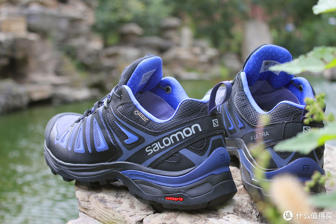 秋高气爽时，穿上全面防护、下坡控制的Salomon X ULTRA 3 GTX W 登山徒步鞋去大自然中浪吧