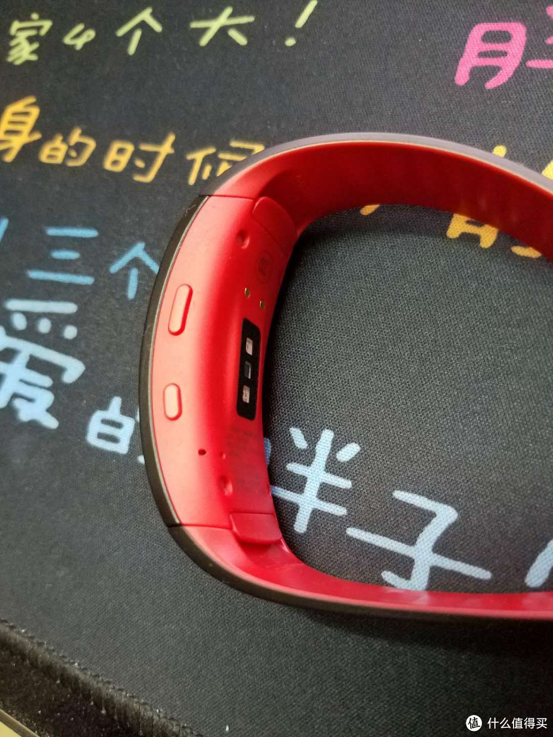 Samsung 三星 Gear Fit 2 Pro 智能手环 开箱