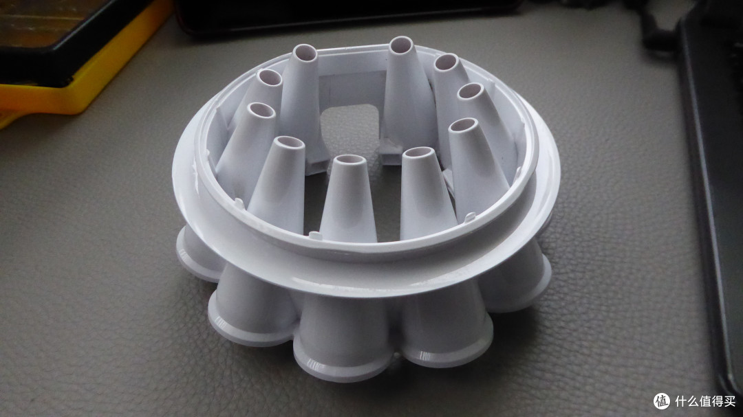 Dyson 戴森 吸尘器 V7 Mattress 补充清洗说明,气旋拆解