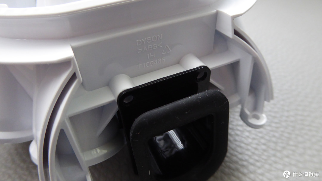 Dyson 戴森 吸尘器 V7 Mattress 补充清洗说明,气旋拆解